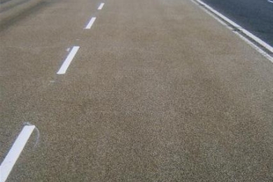 https://www.carparklining.com/wp-content/uploads/2017/06/antiskid-road-surface.jpg
